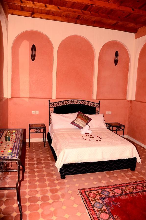 Отель Latifa House Sbiti Экстерьер фото