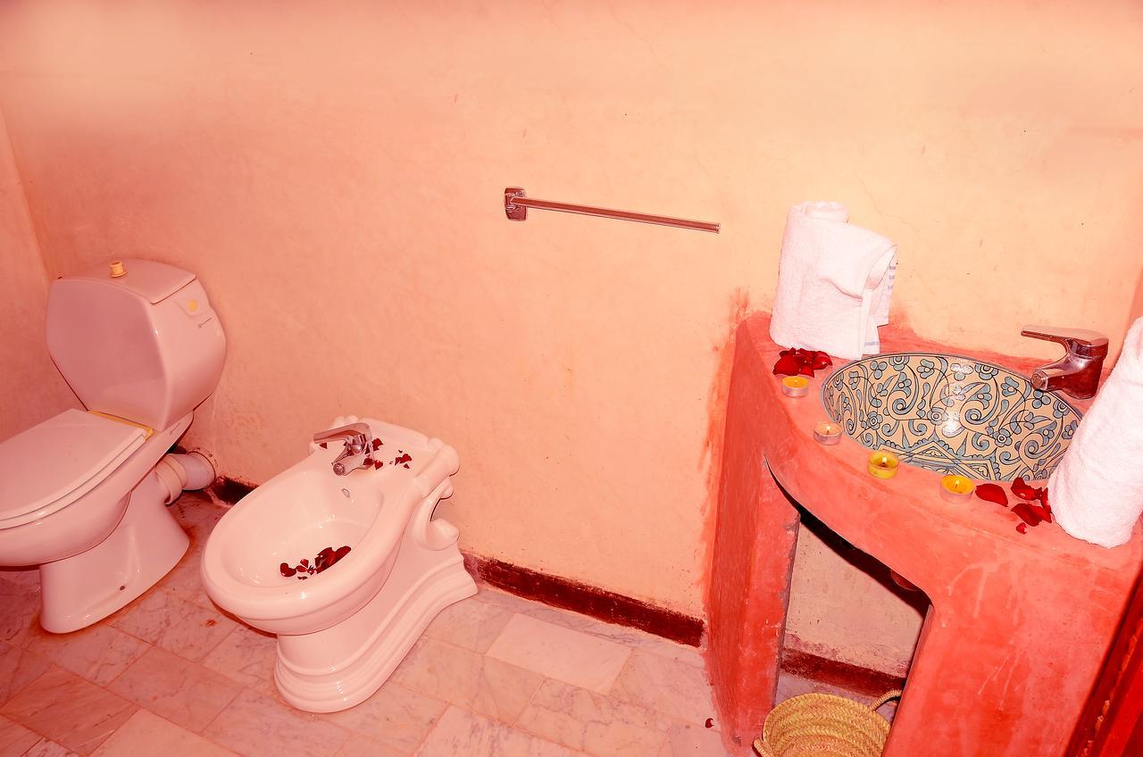 Отель Latifa House Sbiti Экстерьер фото