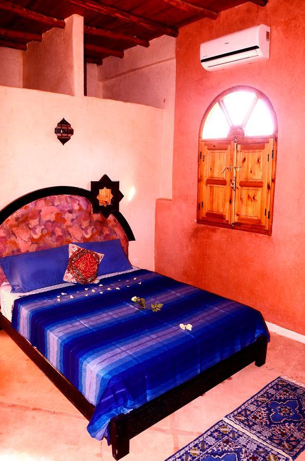 Отель Latifa House Sbiti Экстерьер фото